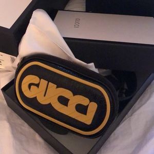 Gucci fanny pack